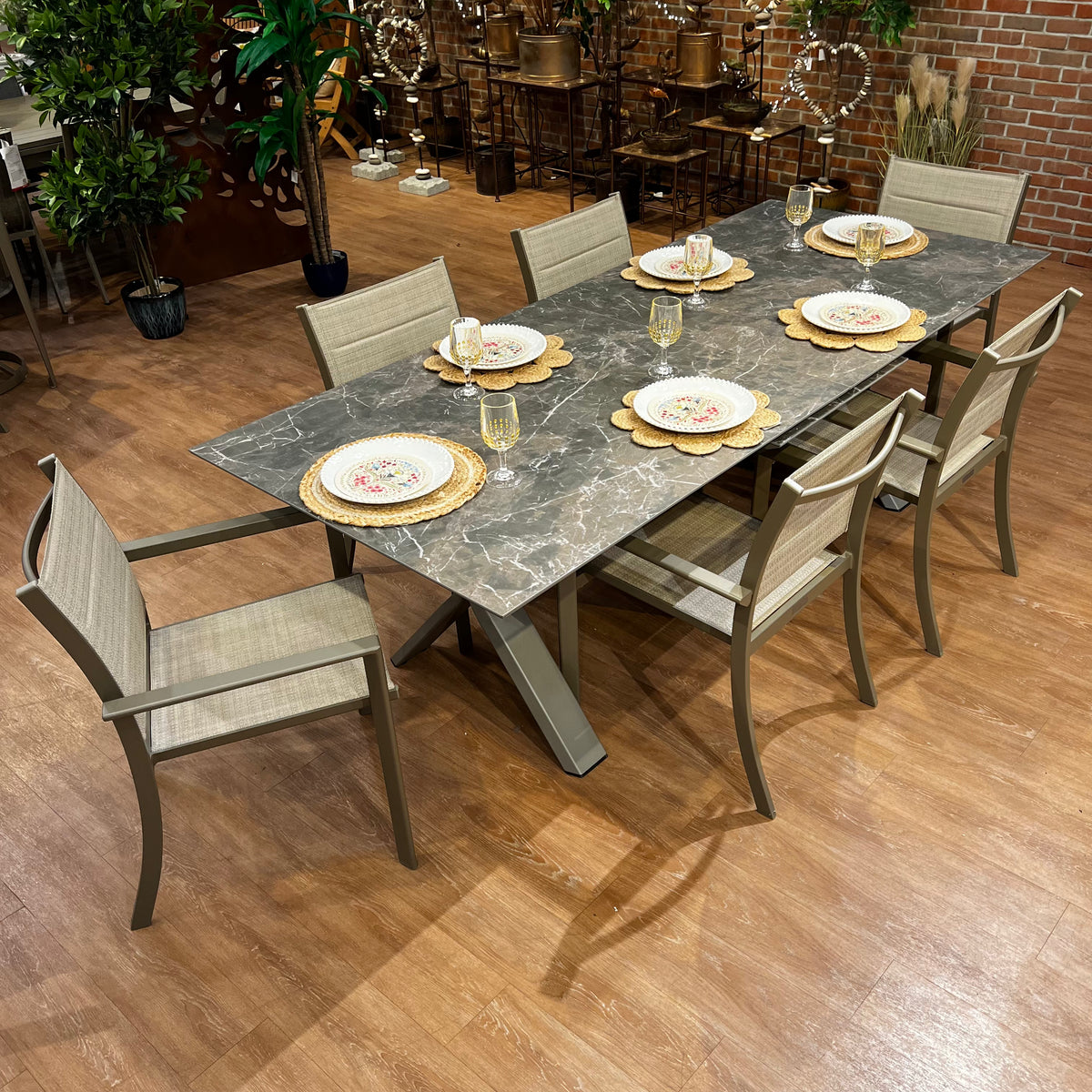 Horizon Outdoor Patio Extension Dining Set