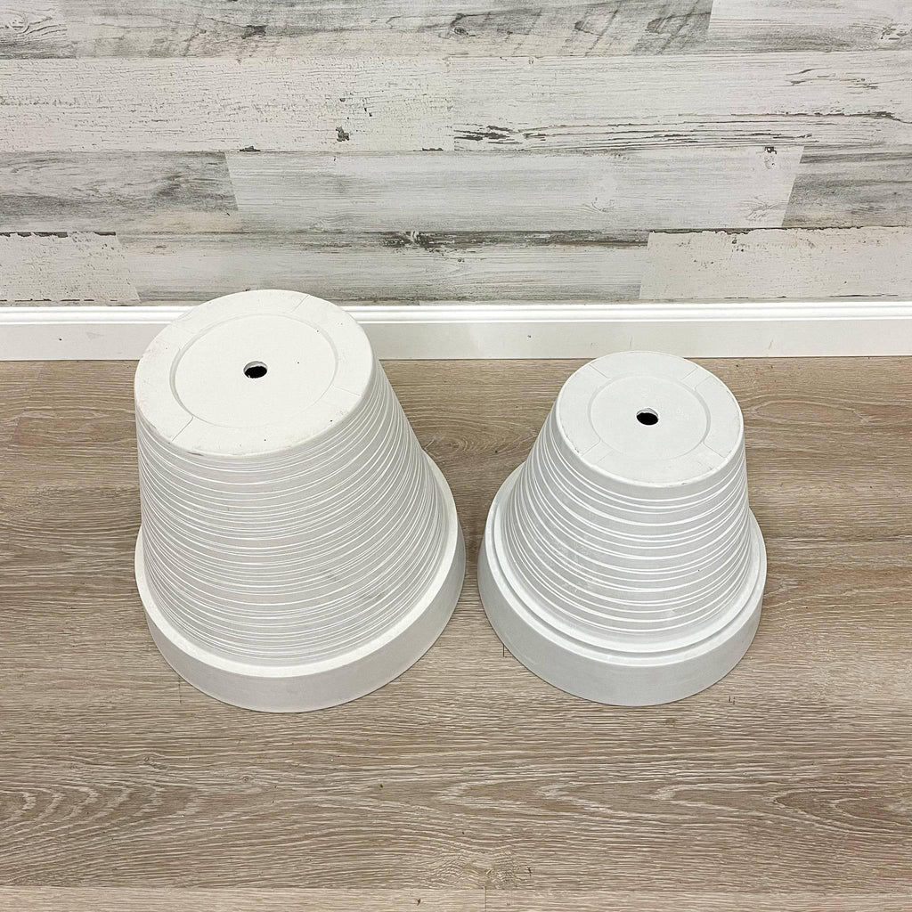 Carve Finish Planter - White - 12-inch - Hicks Nurseries