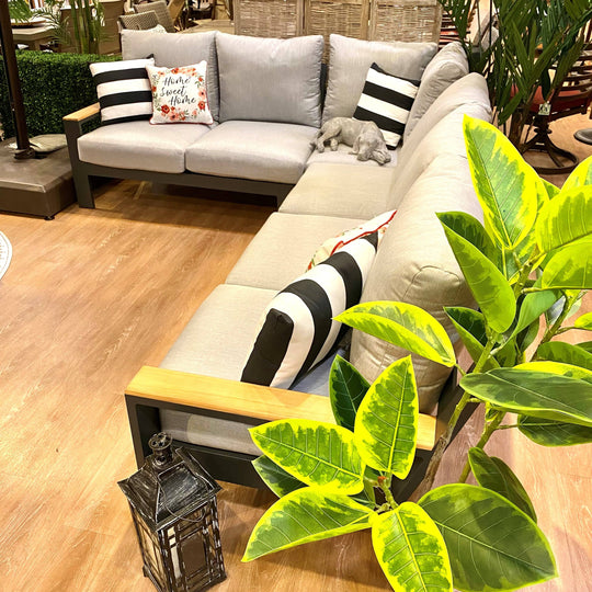 Bozania Outdoor Patio Sectional Seating Set - 4-Piece Set