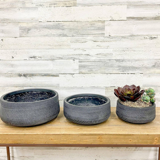 Fibreclay Striped Dish Planter - Black - 10-inch